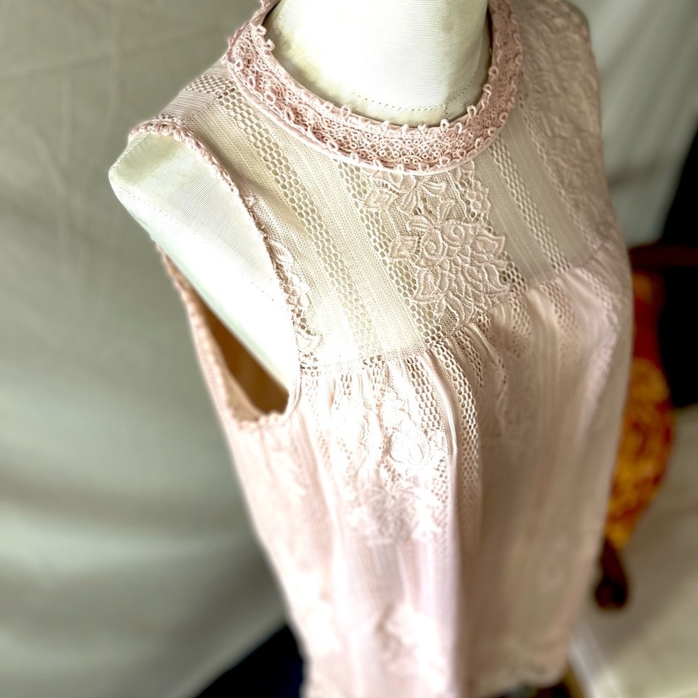 NOBO pastel Pink Lace Sleeveless Crew neck midi dress tunic dainty and feminine - Picture 4 of 6